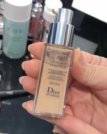 【旧】ディオールスキン フォーエヴァー フルイド/Dior/リキッドファンデーションを使ったクチコミ（1枚目）