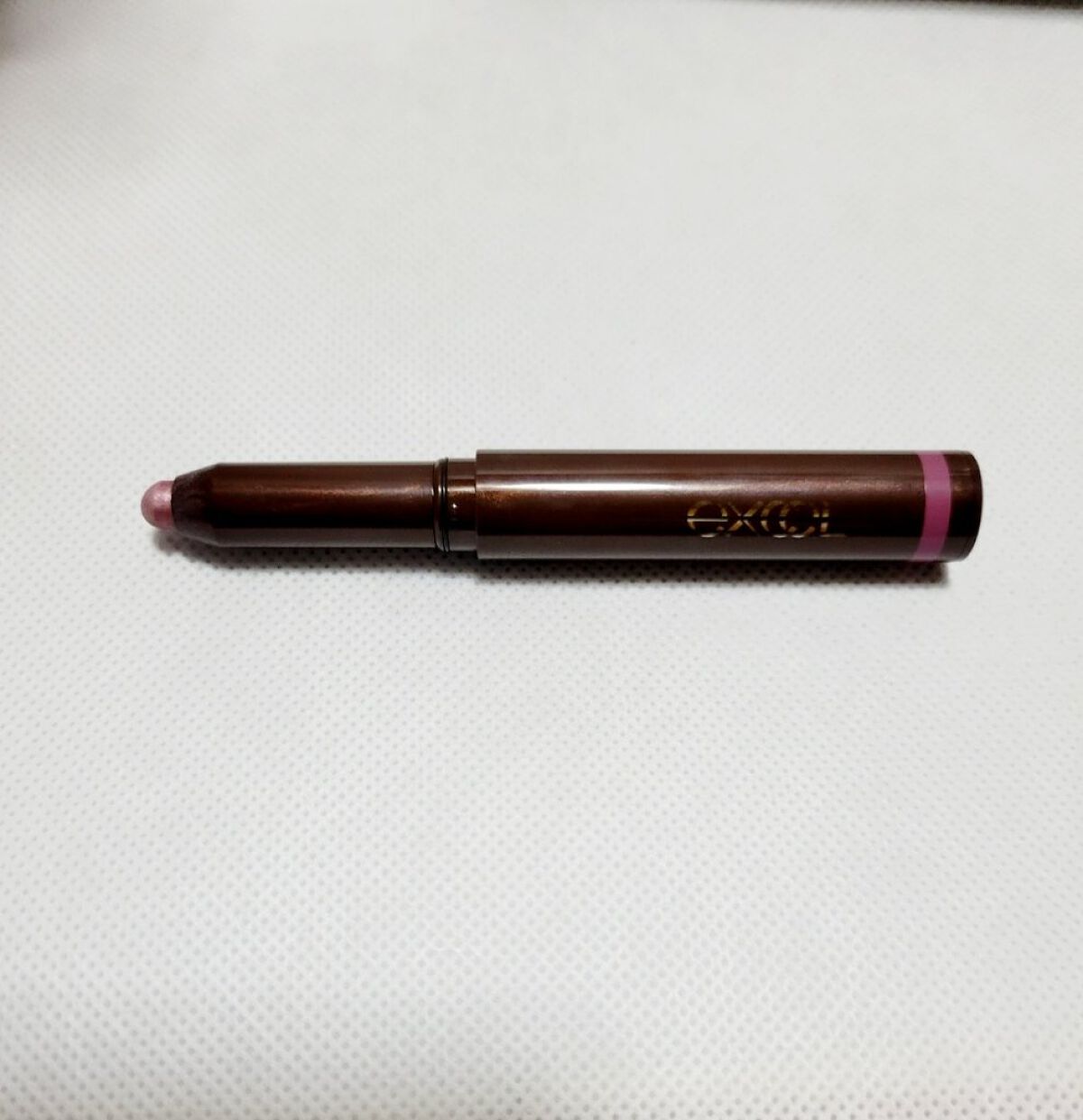 グリームオンフィットシャドウ/excel/スティックアイシャドウを使ったクチコミ（2枚目）