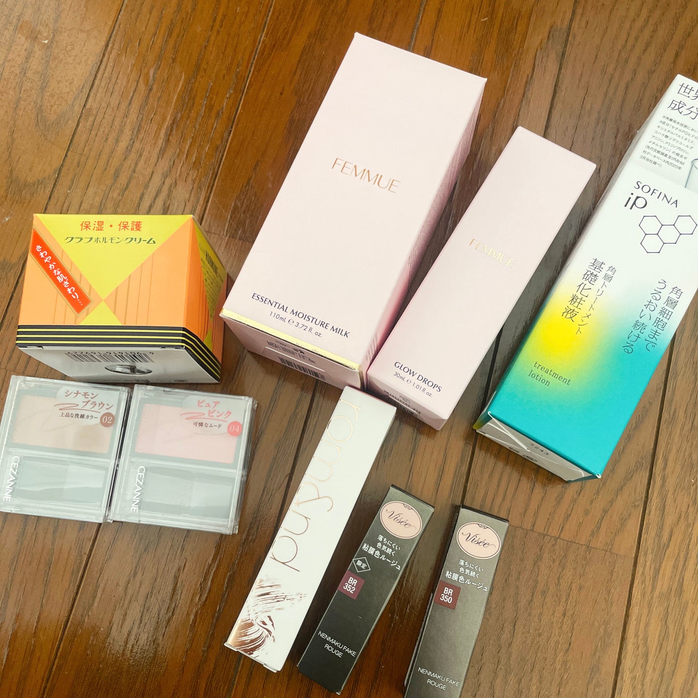 ホルモンクリーム/クラブ/フェイスクリームを使ったクチコミ(1枚目)