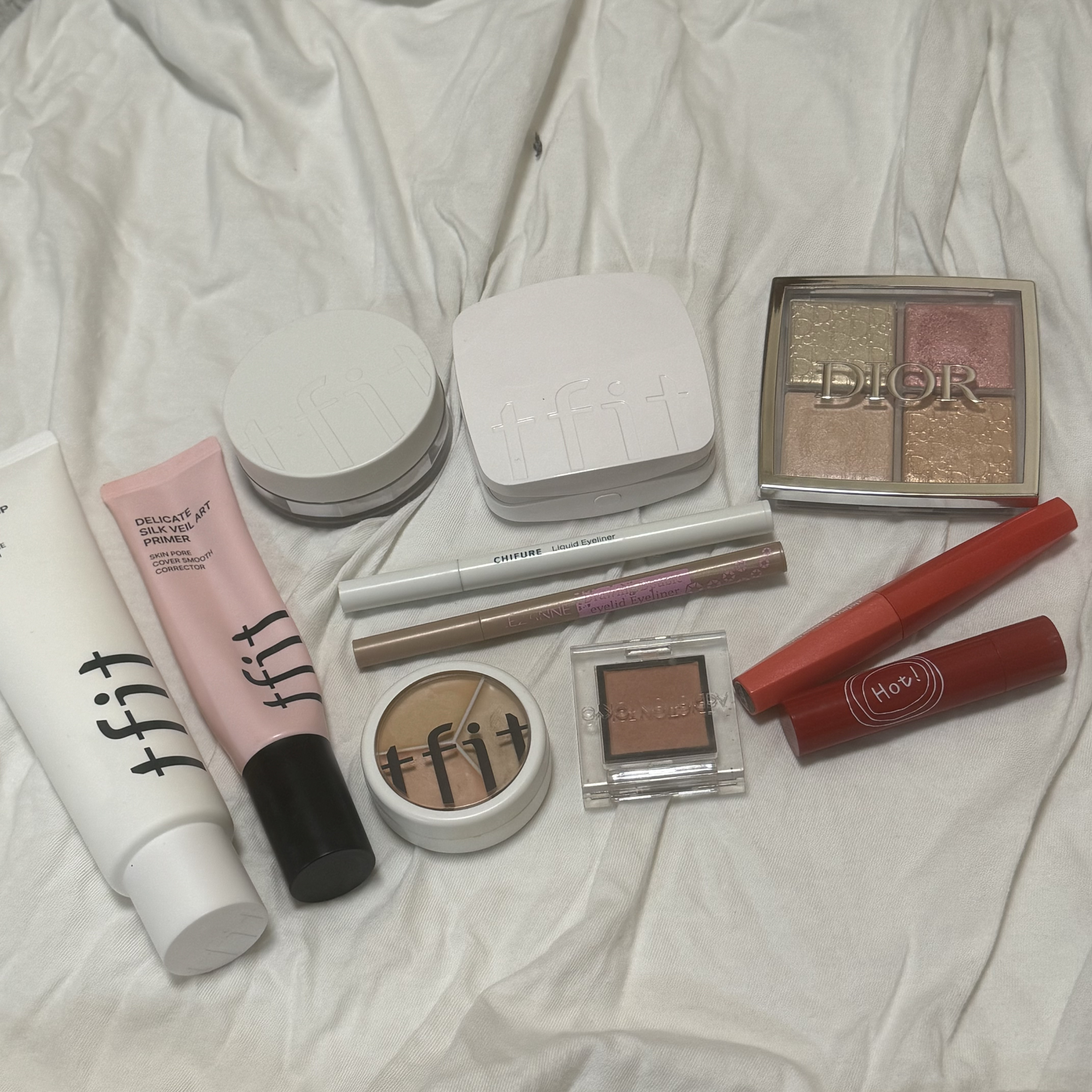 【旧】ディオール バックステージ フェイス グロウ パレット/Dior/ハイライトを使ったクチコミ（1枚目）