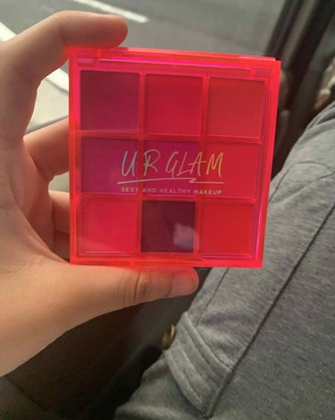 UR GLAM　BLOOMING EYE COLOR PALETTE/U R GLAM/パウダーアイシャドウを使ったクチコミ（1枚目）