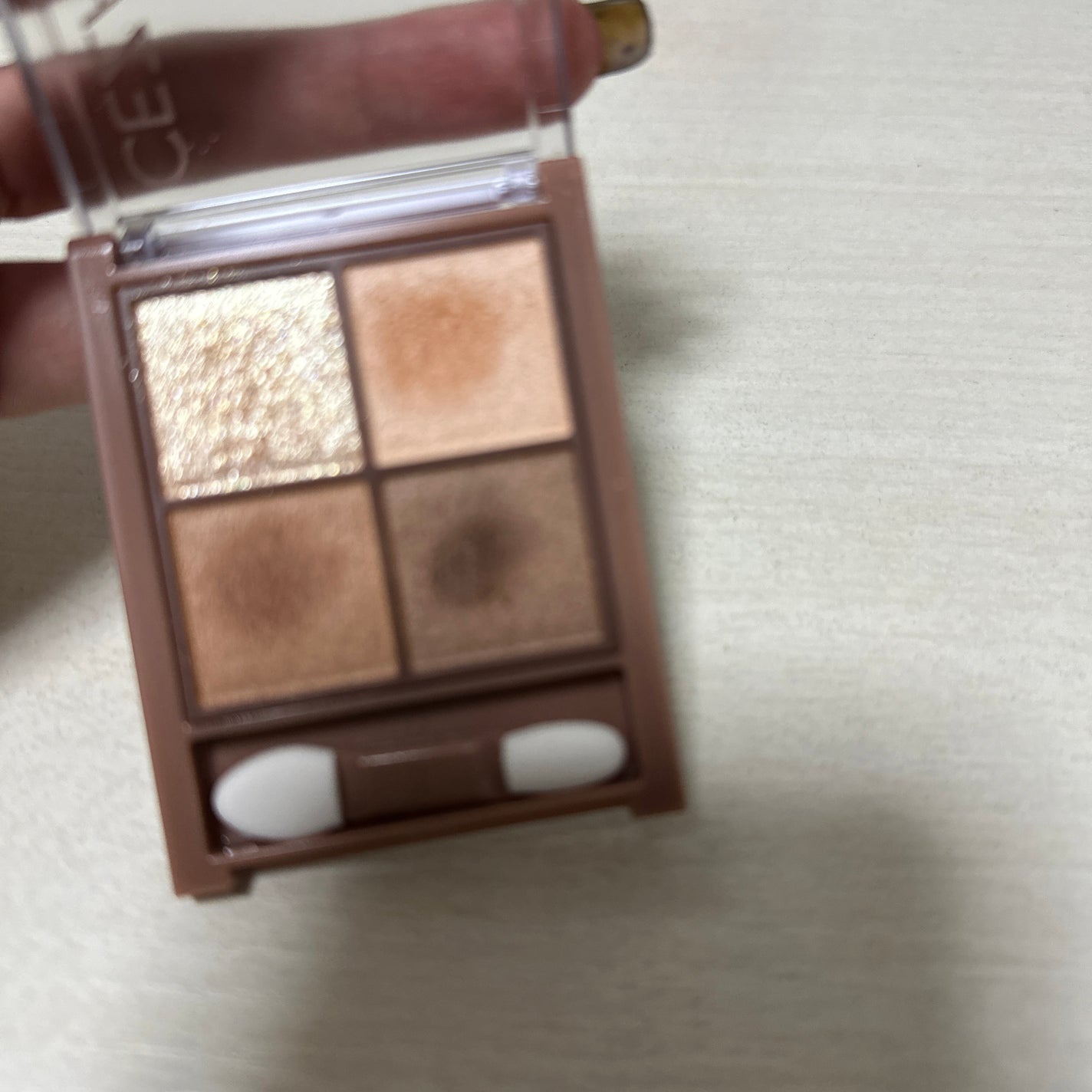 ビタートーンアイシャドウ/CEZANNE/パウダーアイシャドウを使ったクチコミ(1枚目)