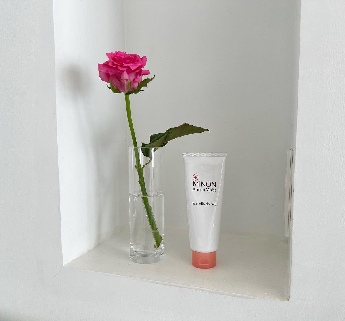 美的編集部様(@bitekicom )よりいただき、
8月26日リニューアルしたばかりのMINONをお試し🥰

MINONといえば、低刺激で敏感肌や乾燥肌のに優しいイメージよね✨
今回のリニューアルのポイントは…✏️
☑︎メイク落ちアップ