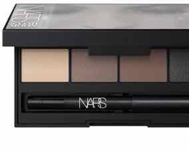 ルッククローサー アイシャドーパレット/NARS/メイクアップキットを使ったクチコミ（1枚目）