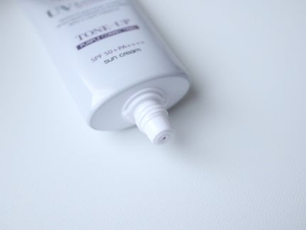 ダルバ ウォータフル トーンアップ サンクリーム(パープル)/ダルバ/日焼け止めクリームを使ったクチコミ(2枚目)