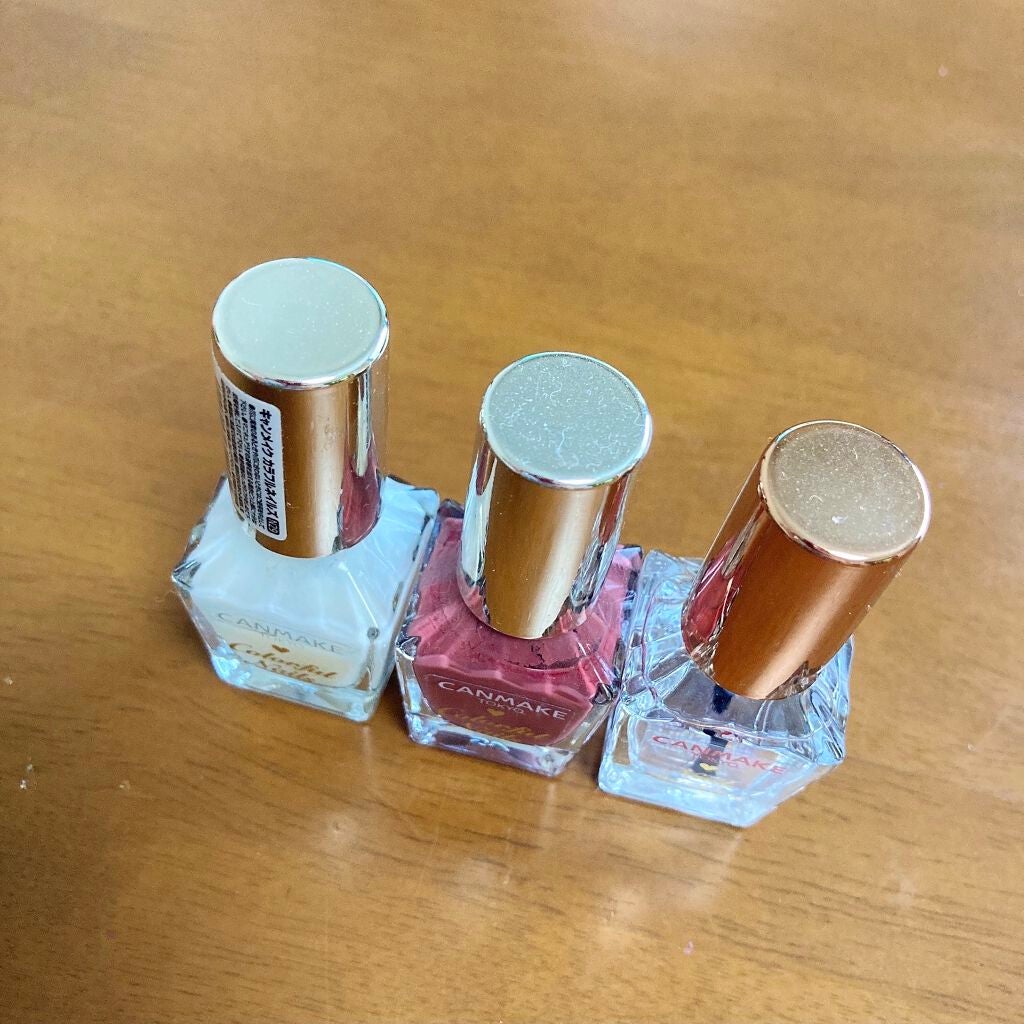 カラフルネイルズ/キャンメイク/マニキュアを使ったクチコミ(1枚目)