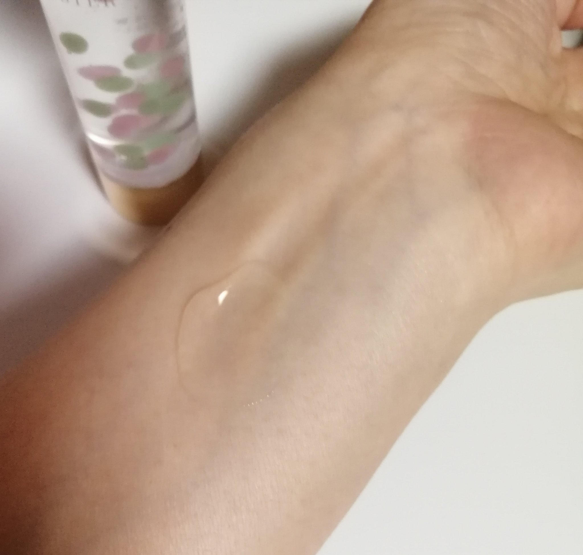 レチノール×シカ バウンスボールセラム/LIALUSTER/美容液を使ったクチコミ（2枚目）