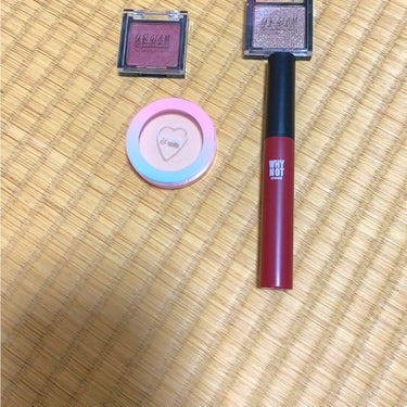 UR GLAM　POWDER EYESHADOW/U R GLAM/単色アイシャドウを使ったクチコミ（1枚目）