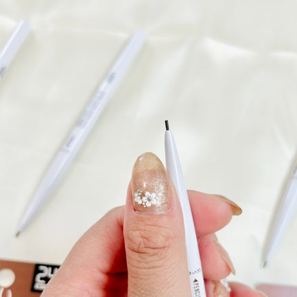 ブロウラッシュEX ウルトラスキニーペンシルブロウ N/ブロウラッシュ/アイブロウペンシルを使ったクチコミ(4枚目)