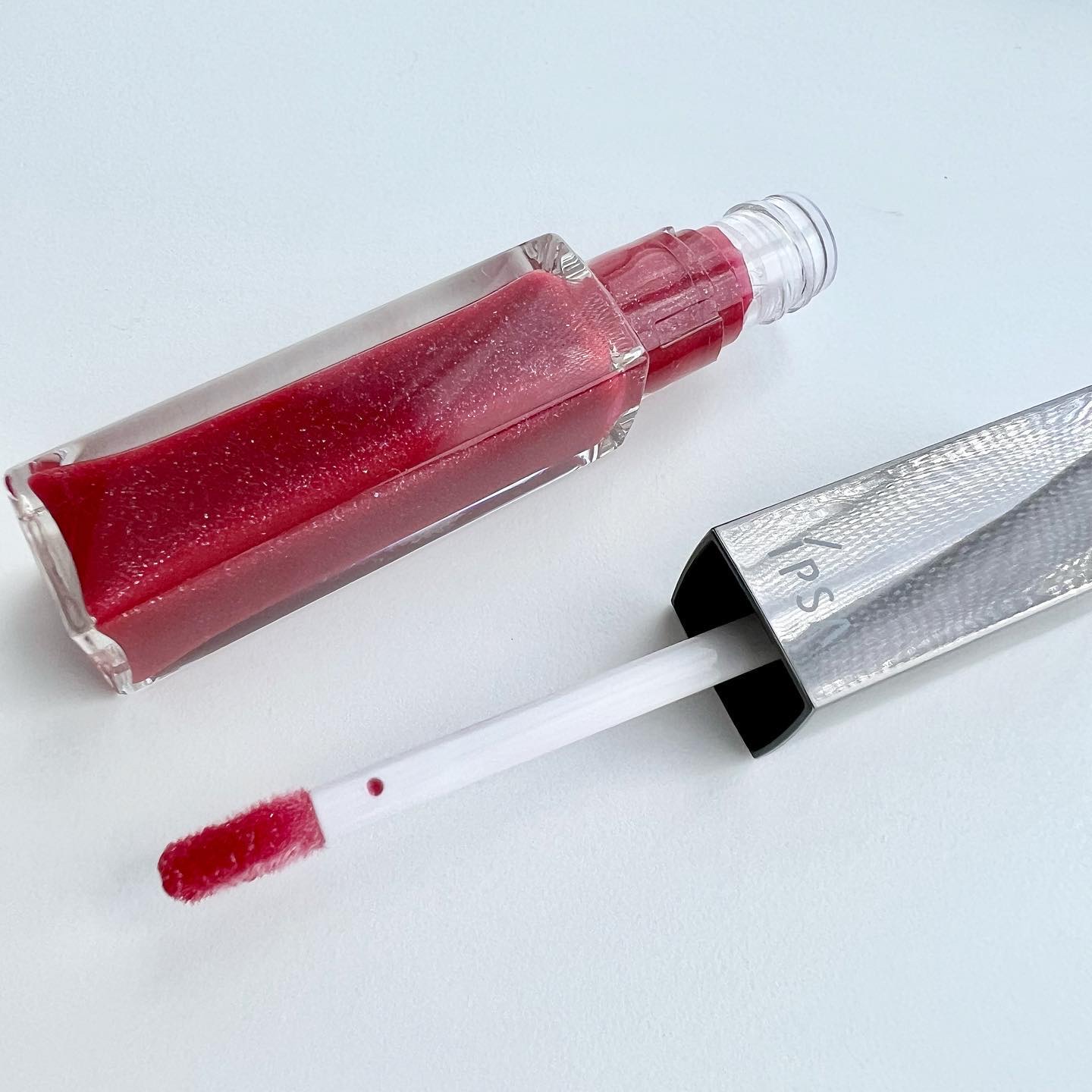 リップオイルe LE/IPSA/リップグロスを使ったクチコミ（2枚目）