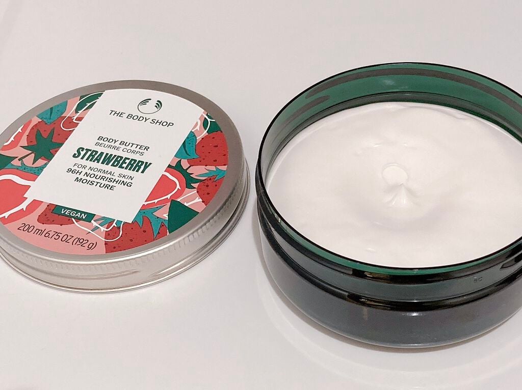 ボディバター ストロベリー/THE BODY SHOP/ボディクリームを使ったクチコミ(3枚目)
