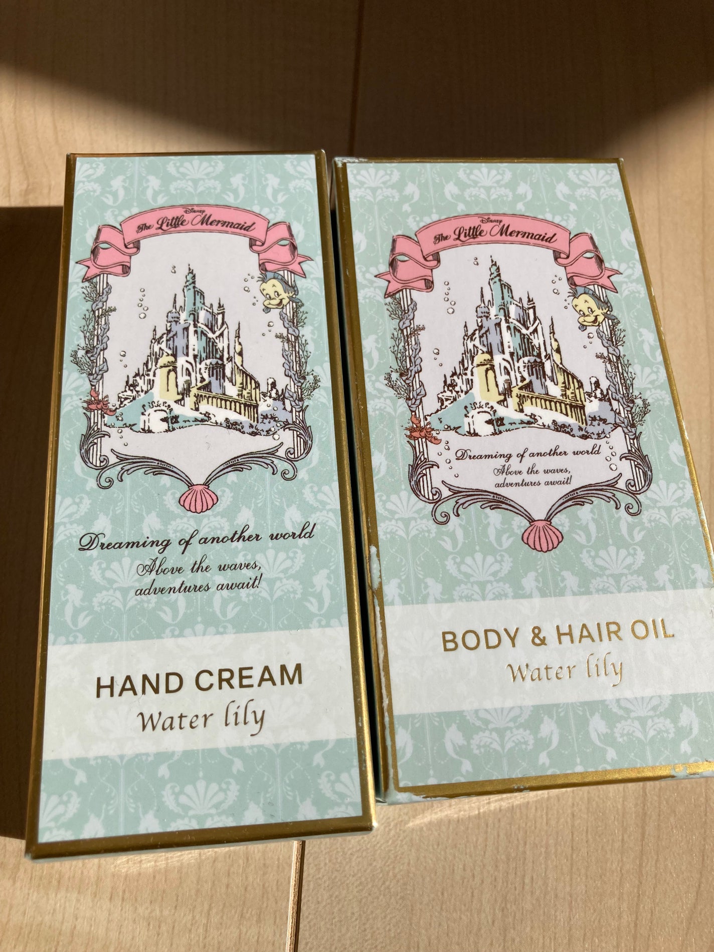 まいちゃん号 on LIPS 「ディズニーストアのお土産❤️ハンドクリームとヘアオイルどちらも..」(3枚目)
