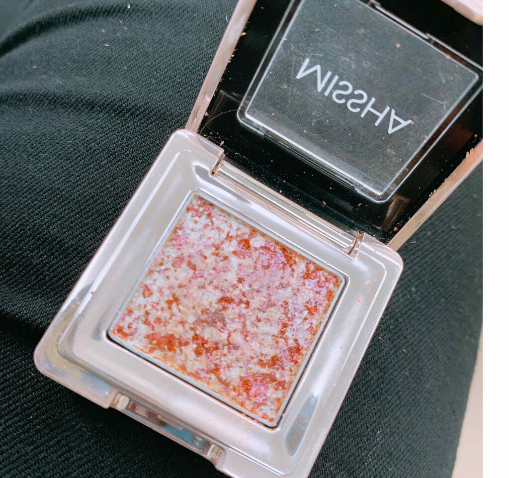 グリッタープリズム シャドウ/MISSHA/グリッターを使ったクチコミ(1枚目)