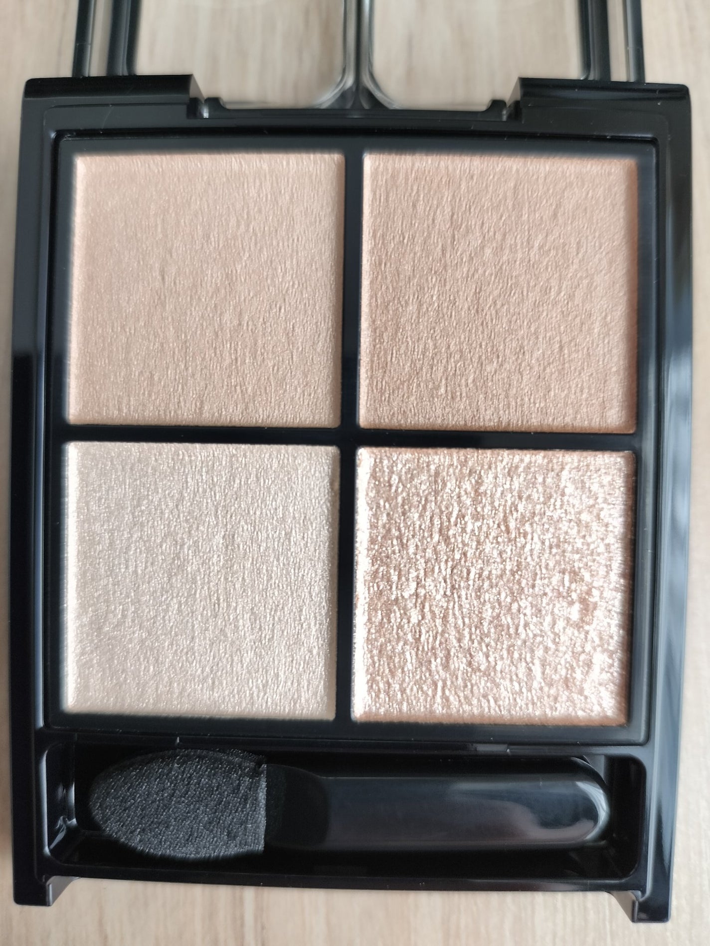 ケイト ポッピングシルエットシャドウ/KATE/アイシャドウパレットを使ったクチコミ(4枚目)