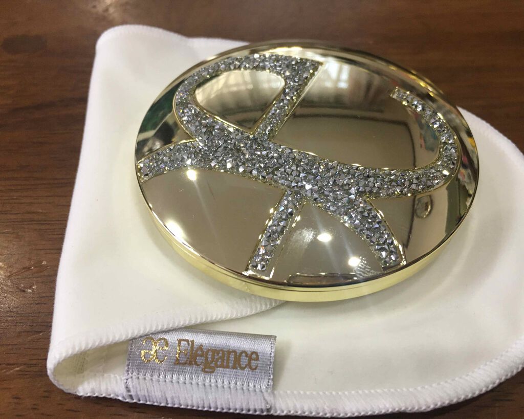 ラ プードル オートニュアンス/Elégance/プレストパウダーを使ったクチコミ（2枚目）