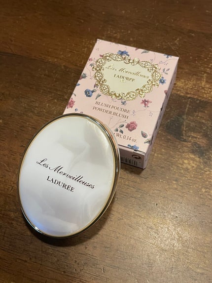 パウダーブラッシュ/レ・メルヴェイユーズ ラデュレ/パウダーチークを使ったクチコミ(1枚目)