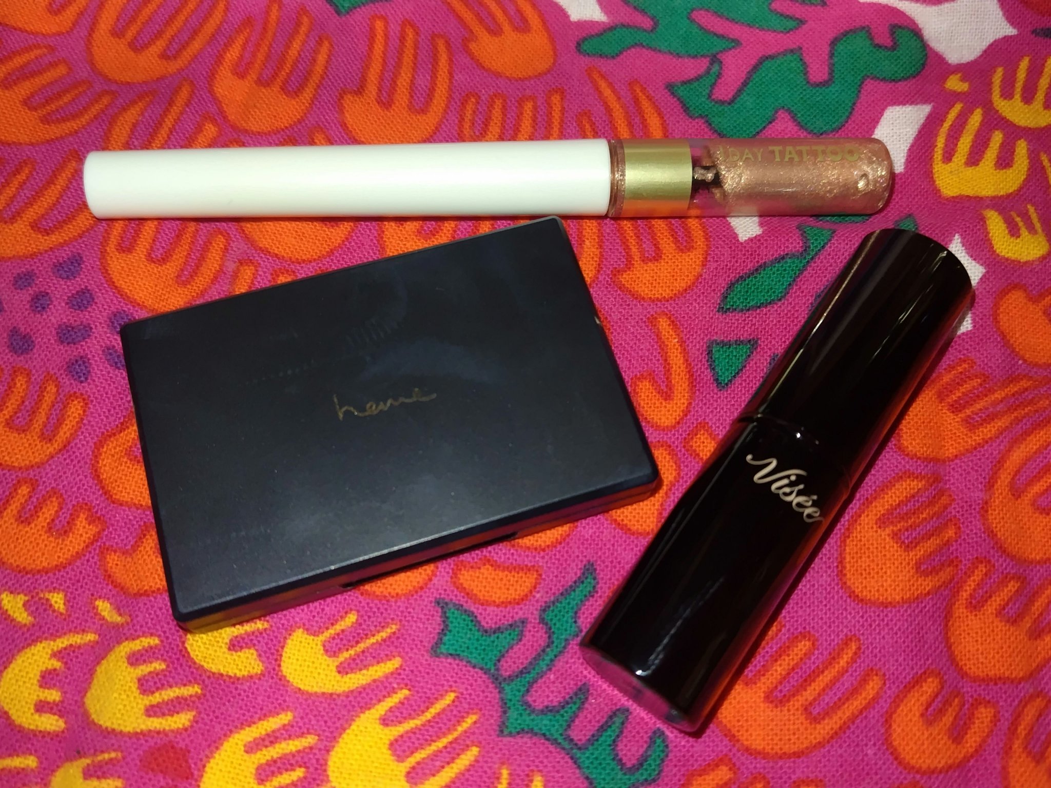 K-パレット グリマーリキッドのクチコミ「#毎日メイク　#毎日違う毎日メイク　#イエベ秋
ベージュカラーで、静かに盛る。が今朝のテーマ。.....」（1枚目）