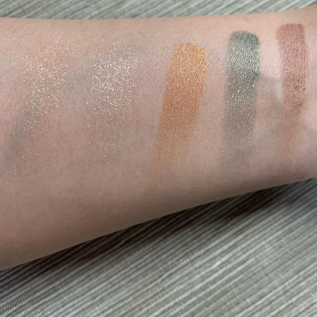 ケイト ザ アイカラー/KATE/単色アイシャドウを使ったクチコミ(3枚目)