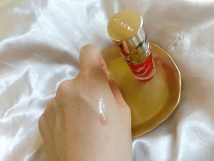 リップコンフォートオイル/CLARINS/リップグロスを使ったクチコミ(3枚目)