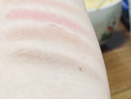 ノンノン on LIPS 「今月購入のメイク品の一つです⭐️季節に関係なく使える魅力と、独..」(5枚目)