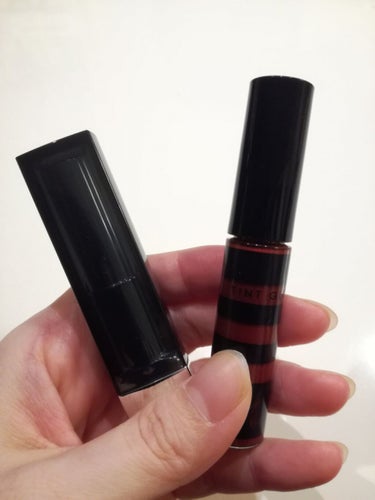 カラーセンセーショナル リップスティック D＜マット メタリック コレクション＞/MAYBELLINE NEW YORK/口紅を使ったクチコミ（1枚目）