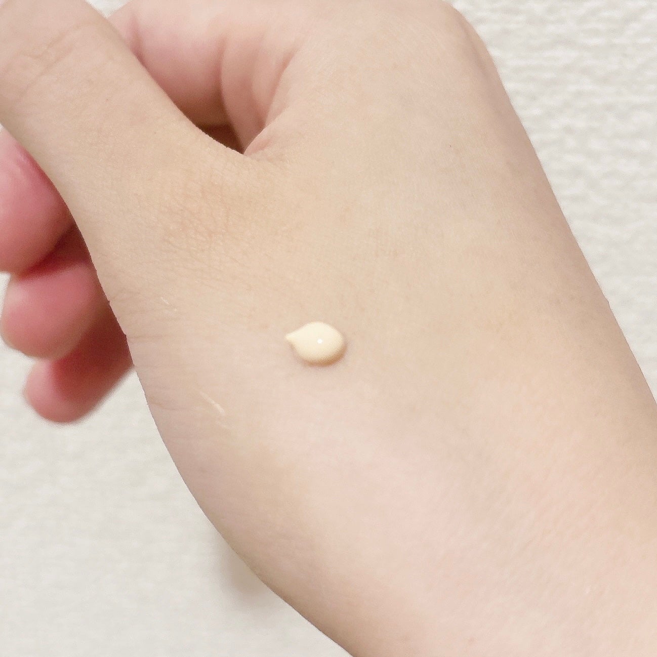 マットシフォン UVホワイトニングベースN/KiSS/化粧下地を使ったクチコミ(3枚目)