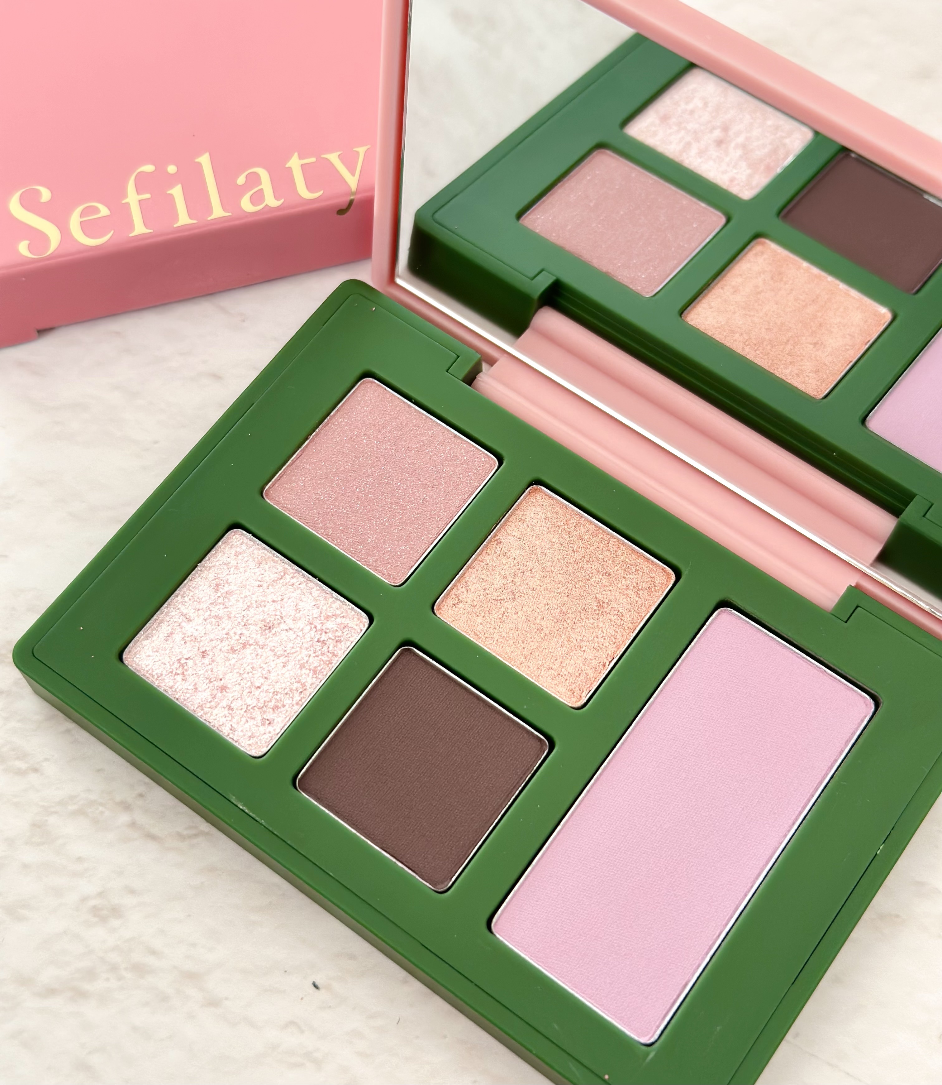 セフィラティ クイーンバレットアイズ 01 ラブポーション/Sefilaty/アイシャドウパレットを使ったクチコミ（1枚目）