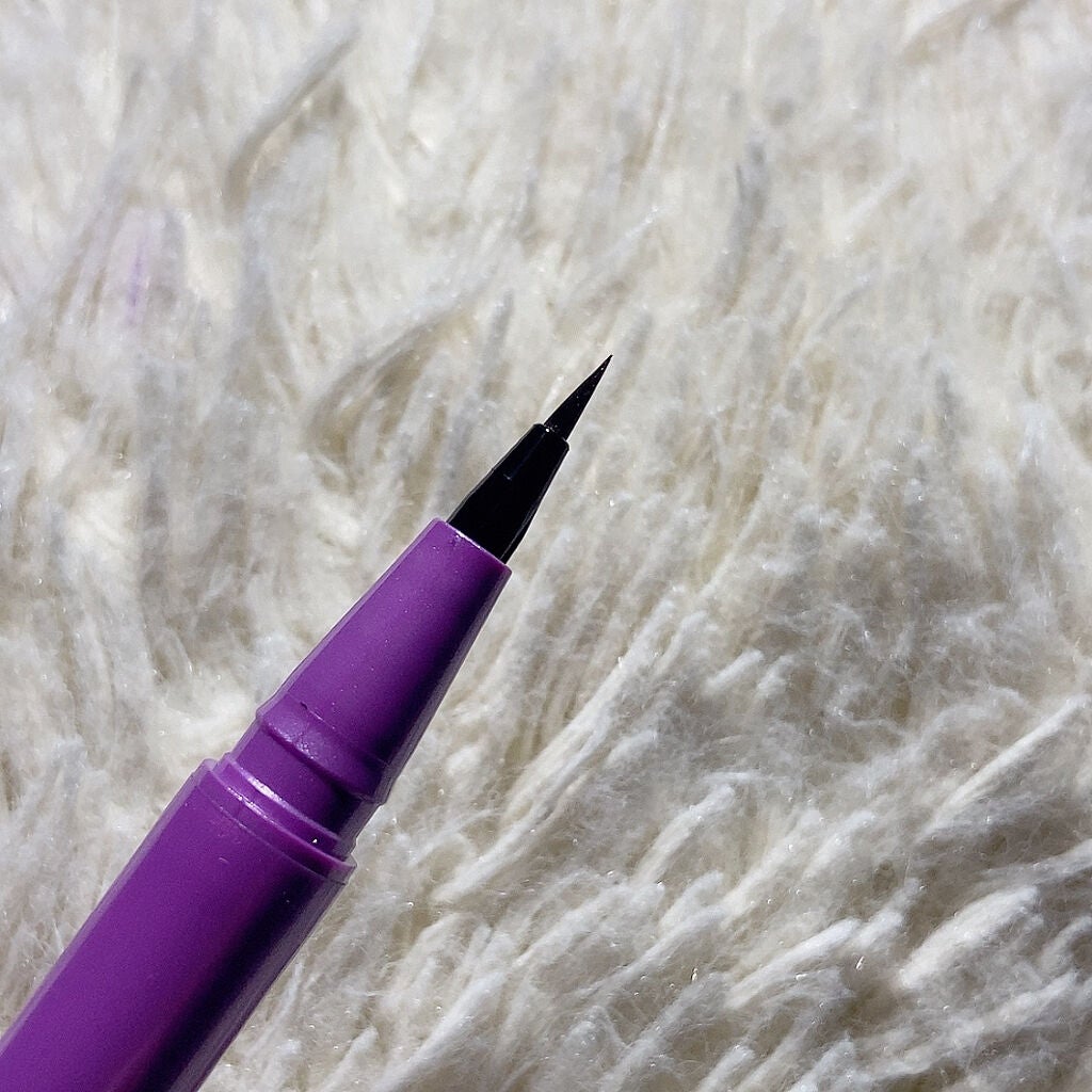 「密着アイライナー」ショート筆リキッド/デジャヴュ/リキッドアイライナーを使ったクチコミ(2枚目)