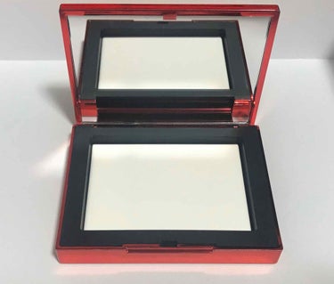 ライトリフレクティングセッティングパウダー　プレスト　N/NARS/プレストパウダーを使ったクチコミ（1枚目）