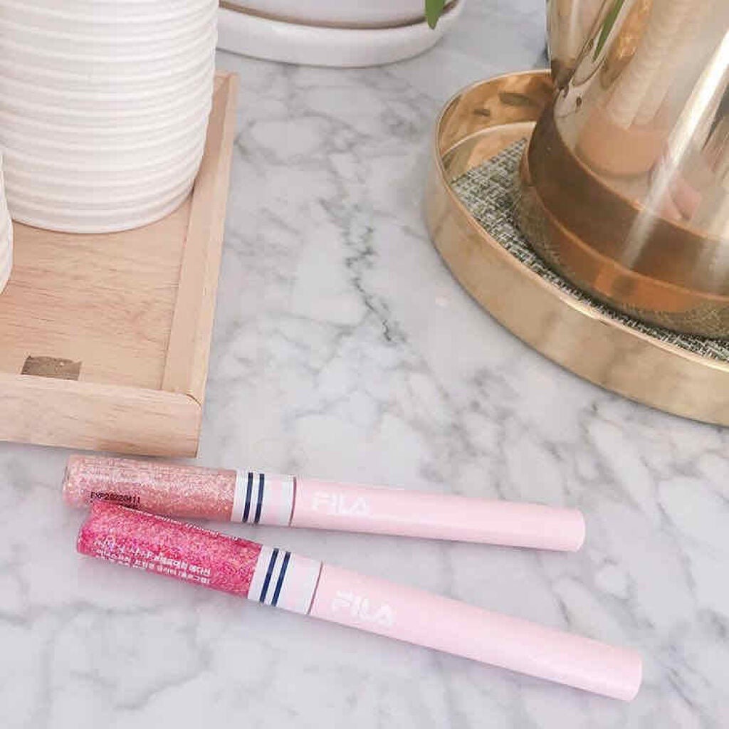 innisfree×FILA トゥインクル グリッター ホログラム/innisfree/リキッドアイシャドウを使ったクチコミ(1枚目)