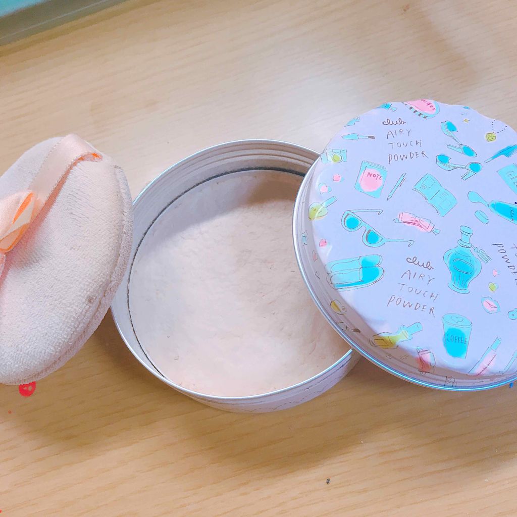 エアリータッチパウダー/クラブ/プレストパウダーを使ったクチコミ(2枚目)