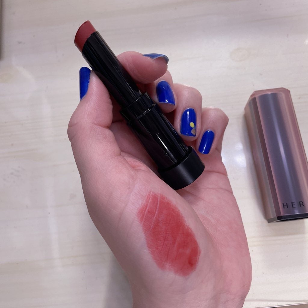 センシュアルパウダーマットリップスティック/HERA/口紅を使ったクチコミ(3枚目)