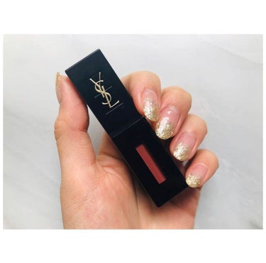 ルージュ ピュールクチュール ヴェルニ ヴィニルクリーム No.407 カーミンセッション/YVES SAINT LAURENT BEAUTE/口紅を使ったクチコミ（1枚目）