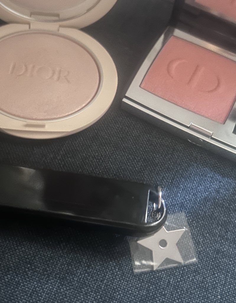 ディオールスキン ルージュ ブラッシュ/Dior/パウダーチークを使ったクチコミ（1枚目）