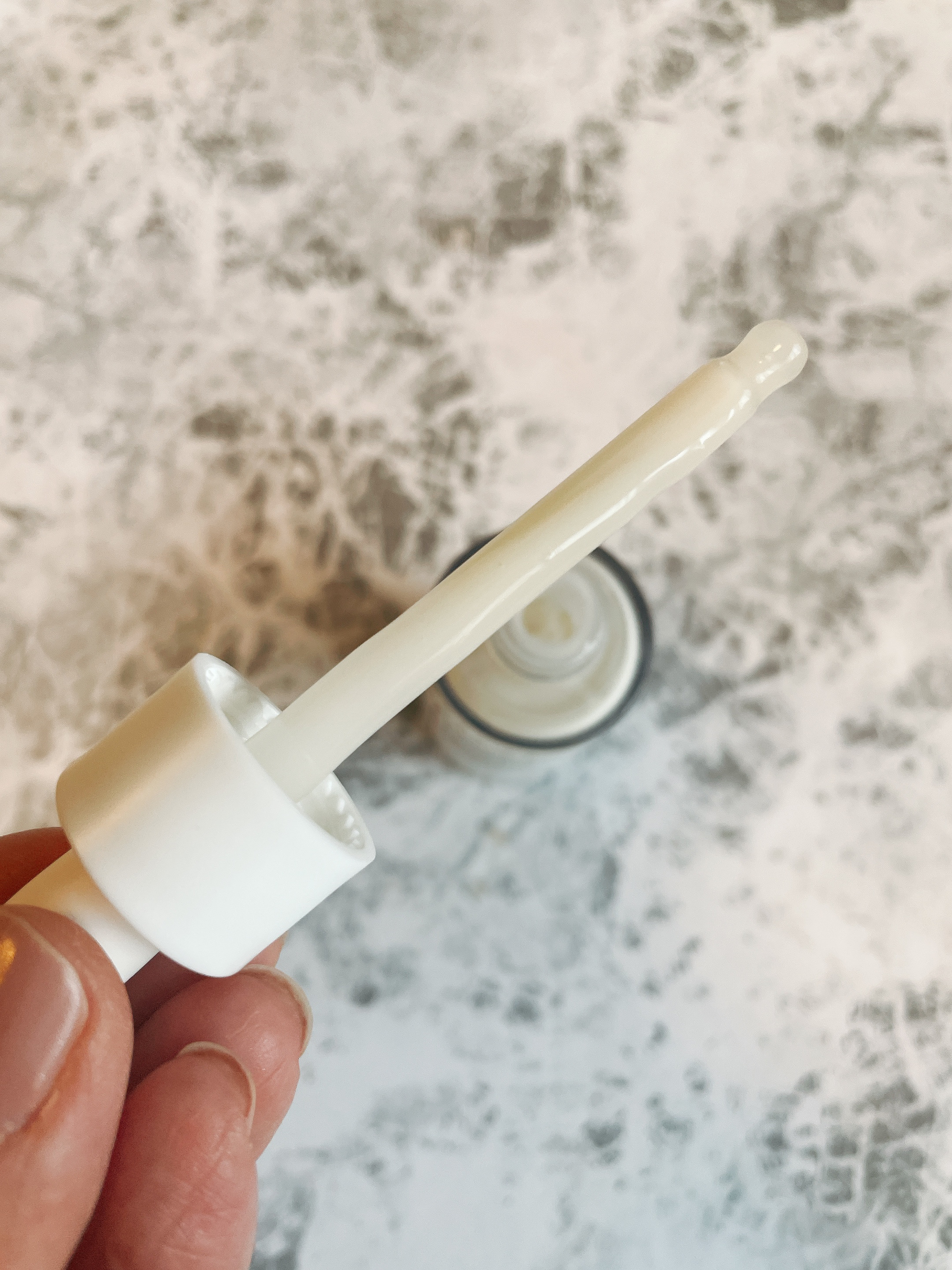 アセロラダークスポット＆ブレミッシュケアアンプル/RAVIEL/美容液を使ったクチコミ（3枚目）