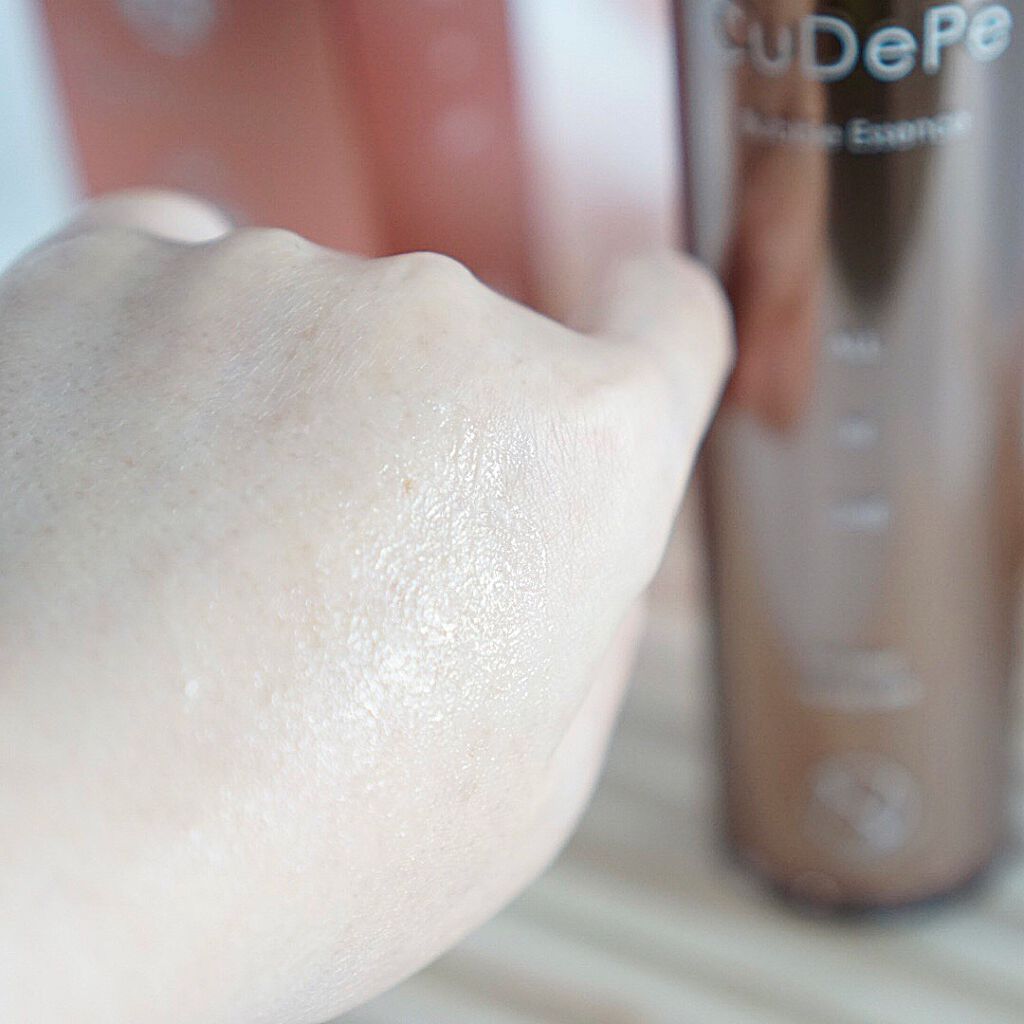 みちねえ フォロバ on LIPS 「・・つけっぱなしでOK♩時短・簡単、泡のオールインワンエッセン..」(9枚目)