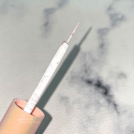 ブリンリキッドグリッターライナー/BLING GLOW/グリッターを使ったクチコミ(4枚目)