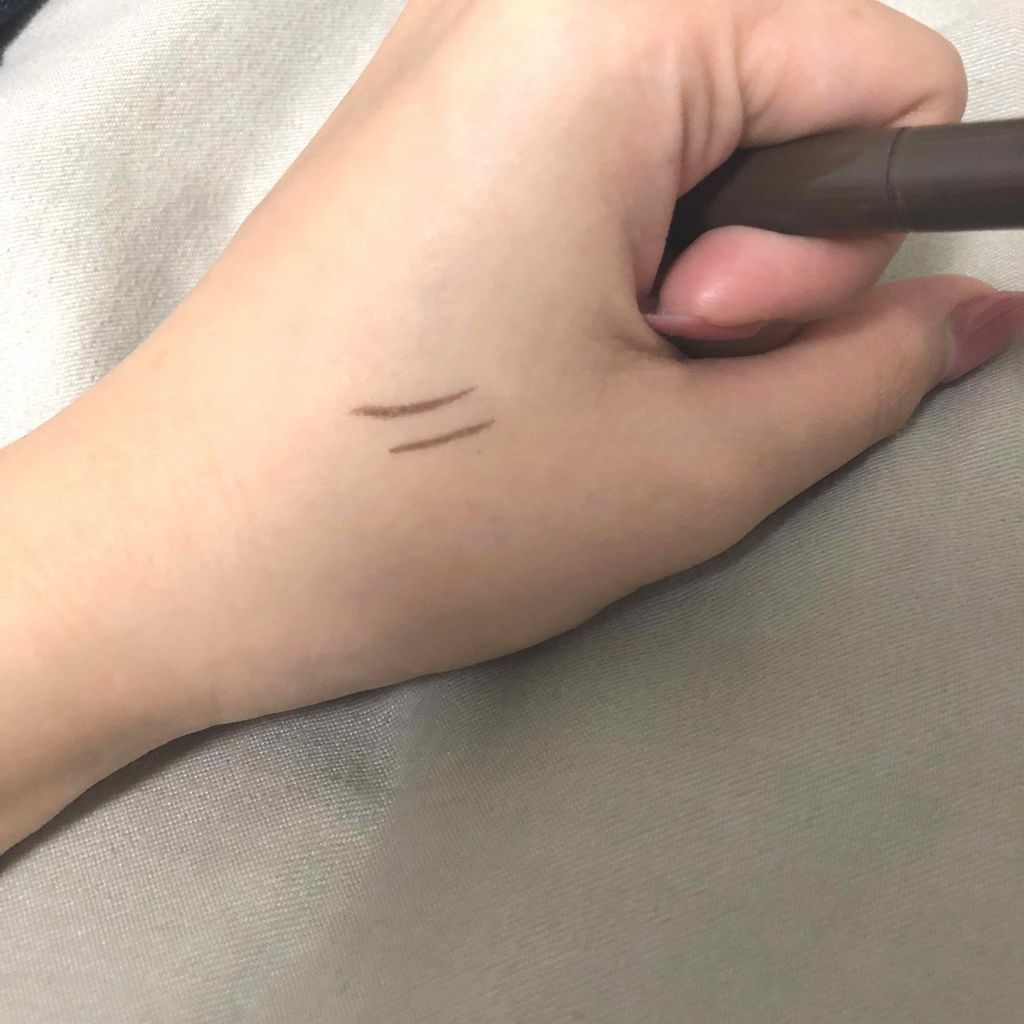 【旧品】シルキーリキッドアイライナーWP/D-UP/リキッドアイライナーを使ったクチコミ(3枚目)