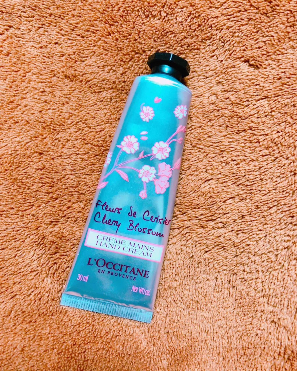 チェリーブロッサム ソフトハンドクリーム/L'OCCITANE/ハンドクリームを使ったクチコミ(1枚目)