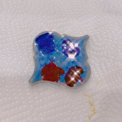 なかやまちえこ on LIPS 「ネイビーとボルドー💅⠀⠀ネイビーとボルドーどちらも3色づつとラ..」(4枚目)