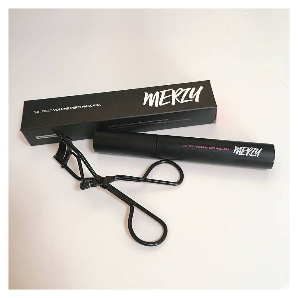 ザ ファースト ボリューム パーマ マスカラ VM1. ブラック/MERZY/マスカラを使ったクチコミ（2枚目）