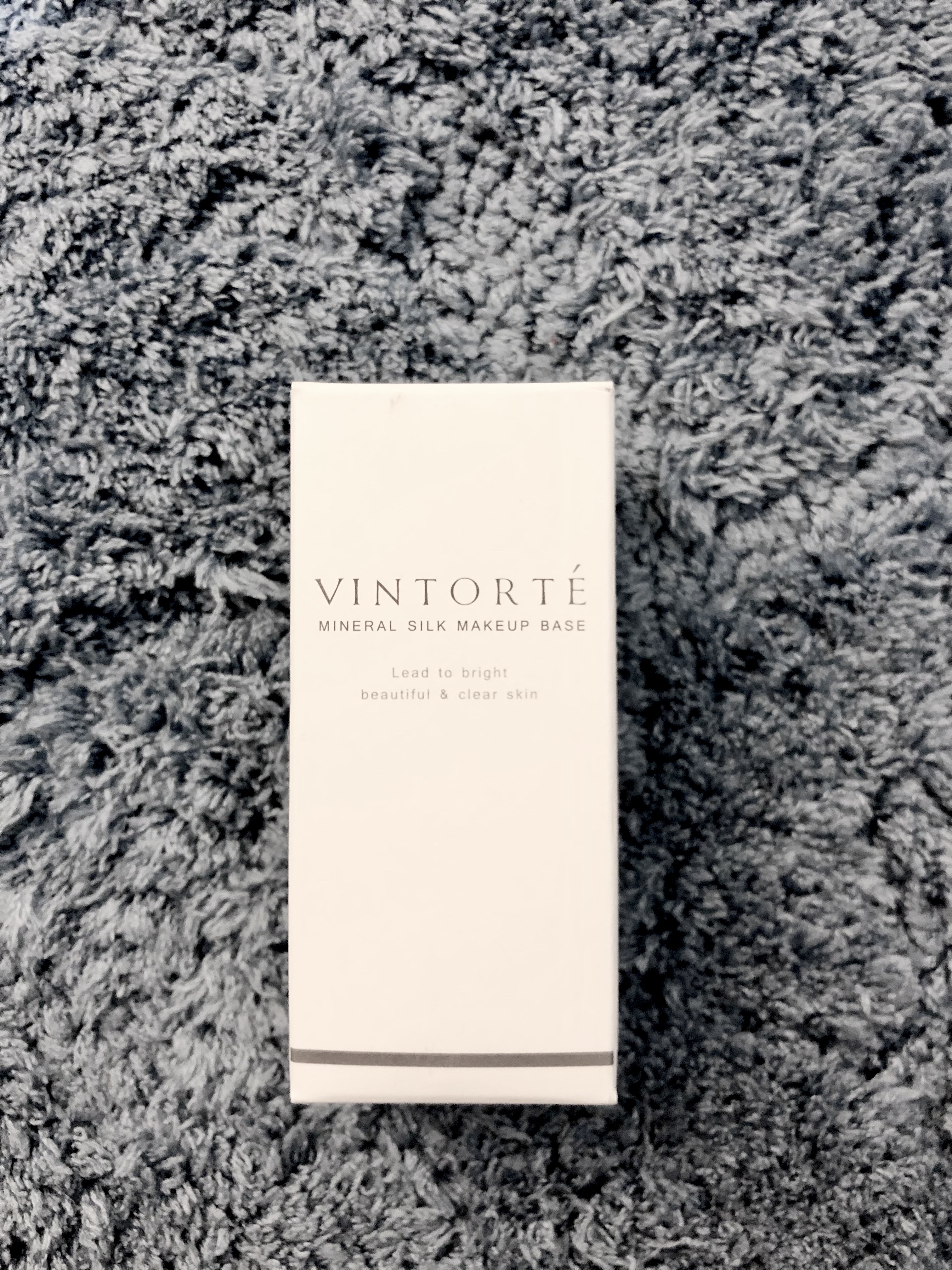 ミネラルシルクメイクアップベース/ヴァントルテ/化粧下地を使ったクチコミ（1枚目）