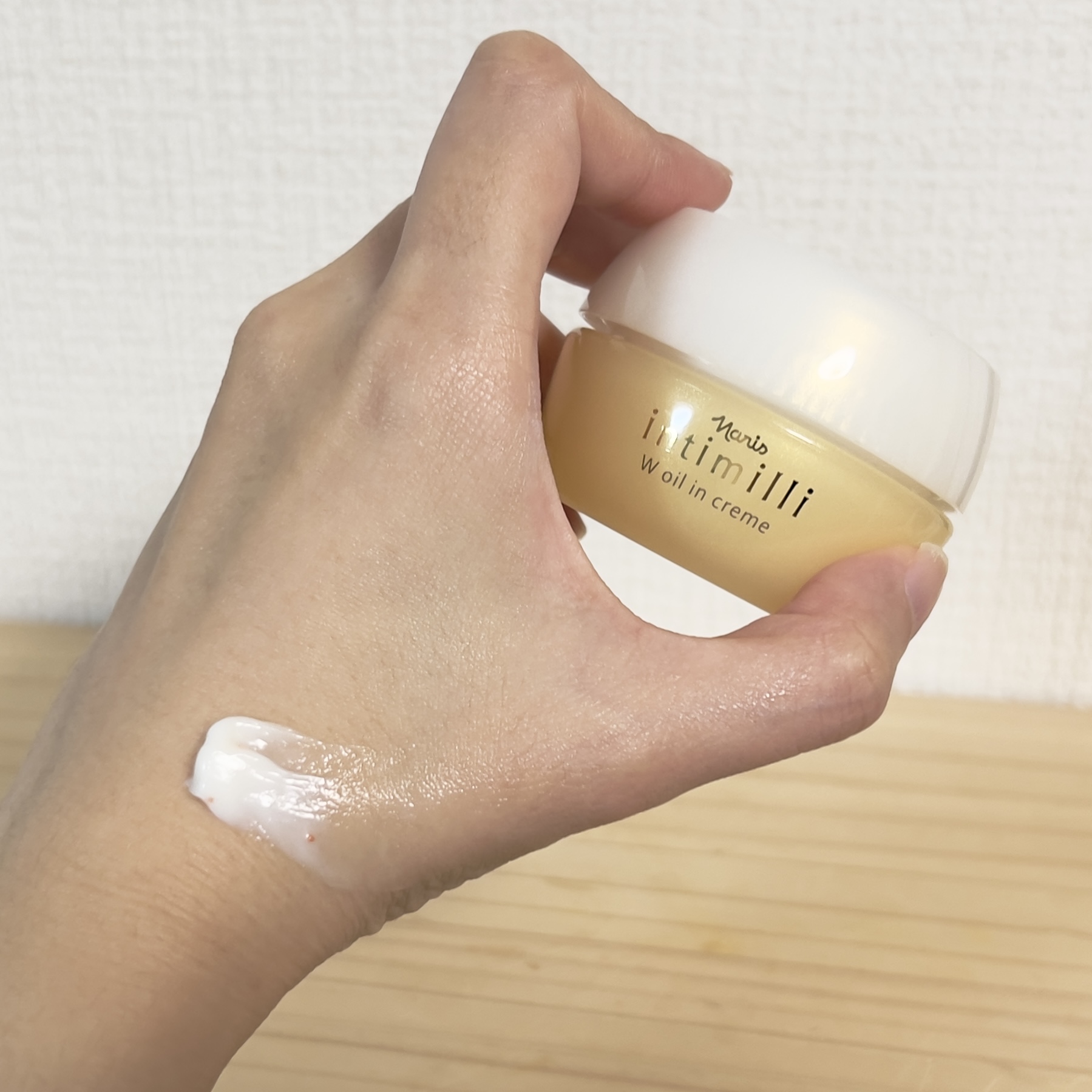 アンティミリ Wオイルイン クリーム/ナリス化粧品/フェイスクリームを使ったクチコミ（3枚目）