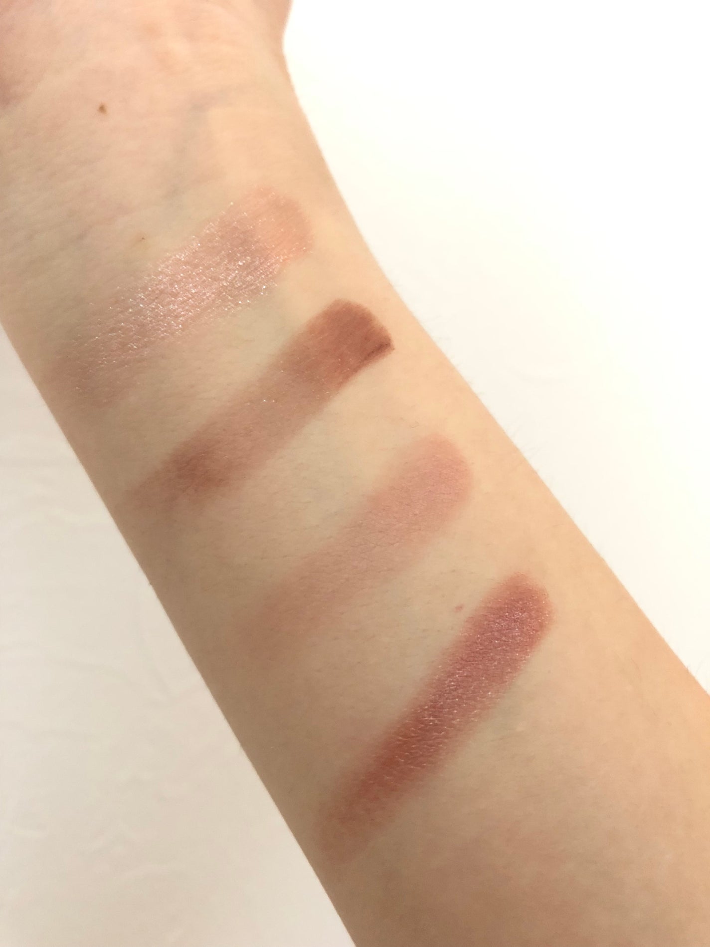 ミネラルクラッシィシャドー/エトヴォス/アイシャドウパレットを使ったクチコミ(2枚目)