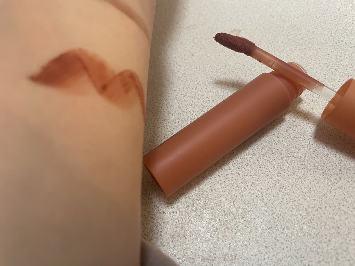 バターブラーティント 01 ソルティッド/HOLIKA HOLIKA/リップティントを使ったクチコミ（3枚目）