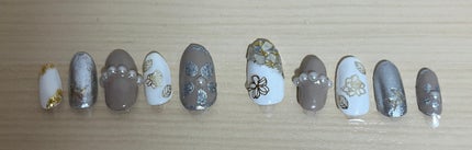 sennon on LIPS 「成人式用に制作したネイルチップ!!自己満だけど初めて作ったにし..」(1枚目)