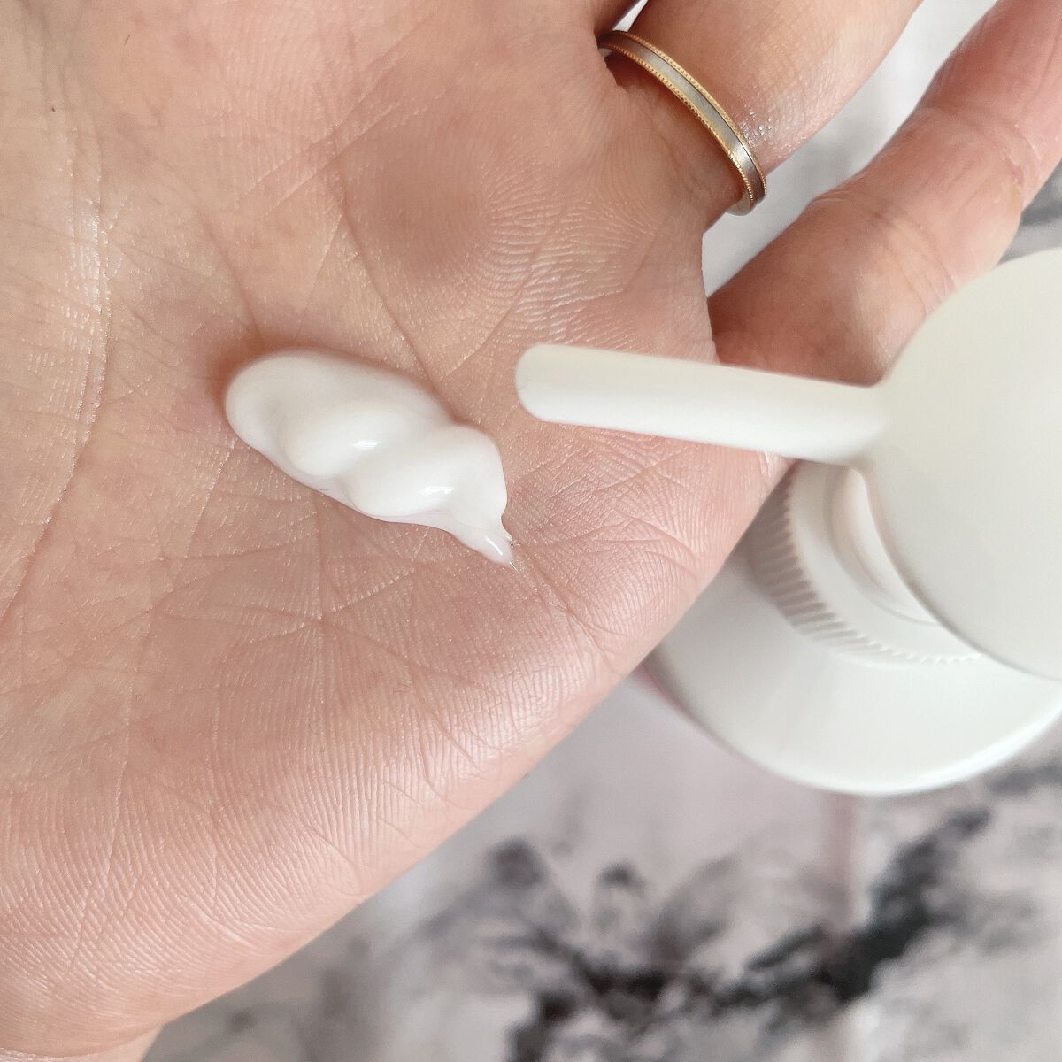 ヘパトリート 薬用保湿ミルククリーム/ゼトックスタイル/ボディクリームを使ったクチコミ（2枚目）