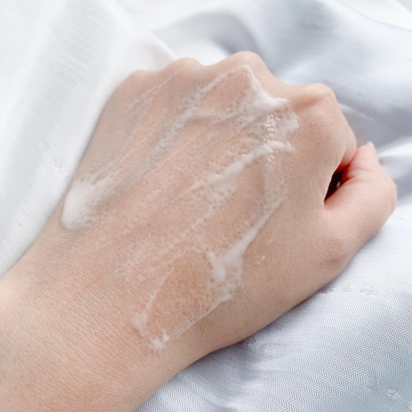 ニベアUV ディープ プロテクト&ケア ジェル/ニベア/日焼け止めジェルを使ったクチコミ(3枚目)