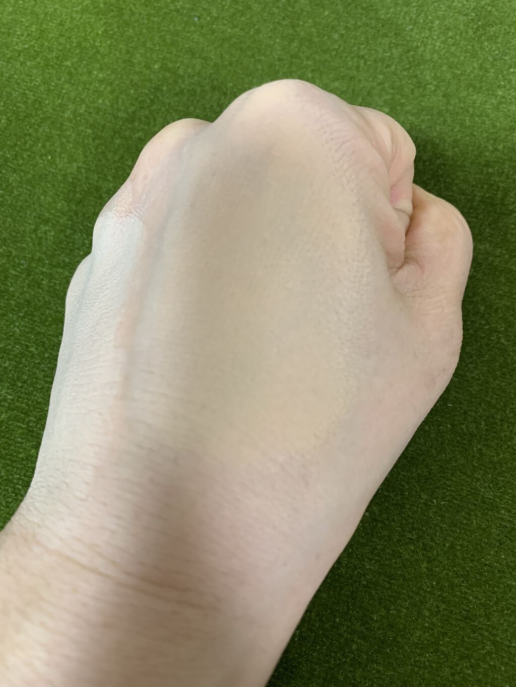  エアブラシ フローレス ファンデーション/Charlotte Tilbury/リキッドファンデーションを使ったクチコミ（2枚目）