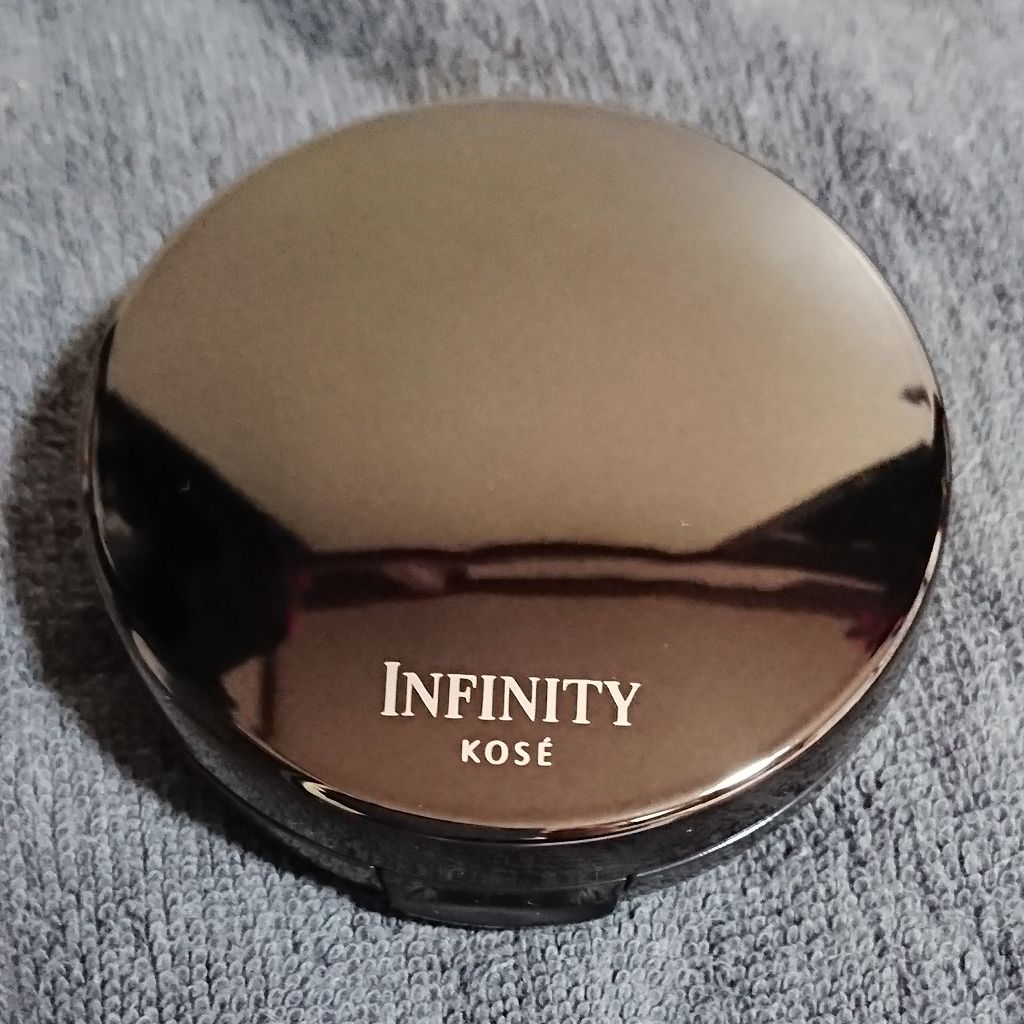 クッション セラム グロウ/インフィニティ/クッションファンデーションを使ったクチコミ(1枚目)
